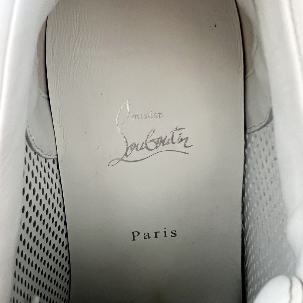 NWOB Christian Louboutin Men’s Perforated AC Louis Junior Sneakers in White - Picture 6 of 6